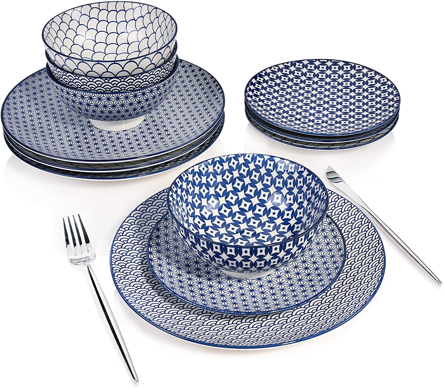 Sanger Sänger | Ozaki Porcelain Dinner Service 12-Piece Crockery Set for 4 People, Blue Patterned Design, Round Plates