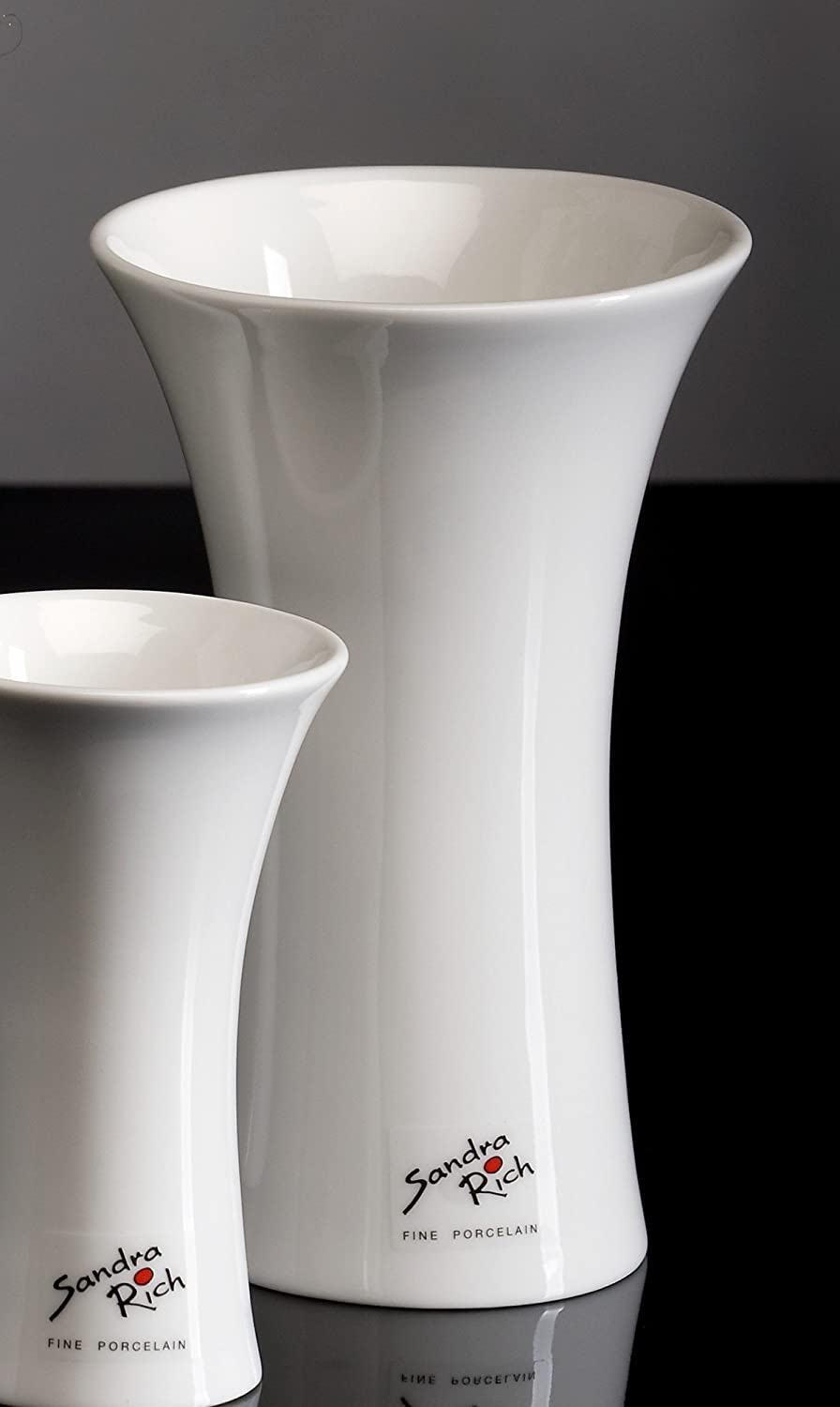 Sandra Rich Porcelain Vase Tulip White Concave Height 17 cm Diameter 10.5 cm