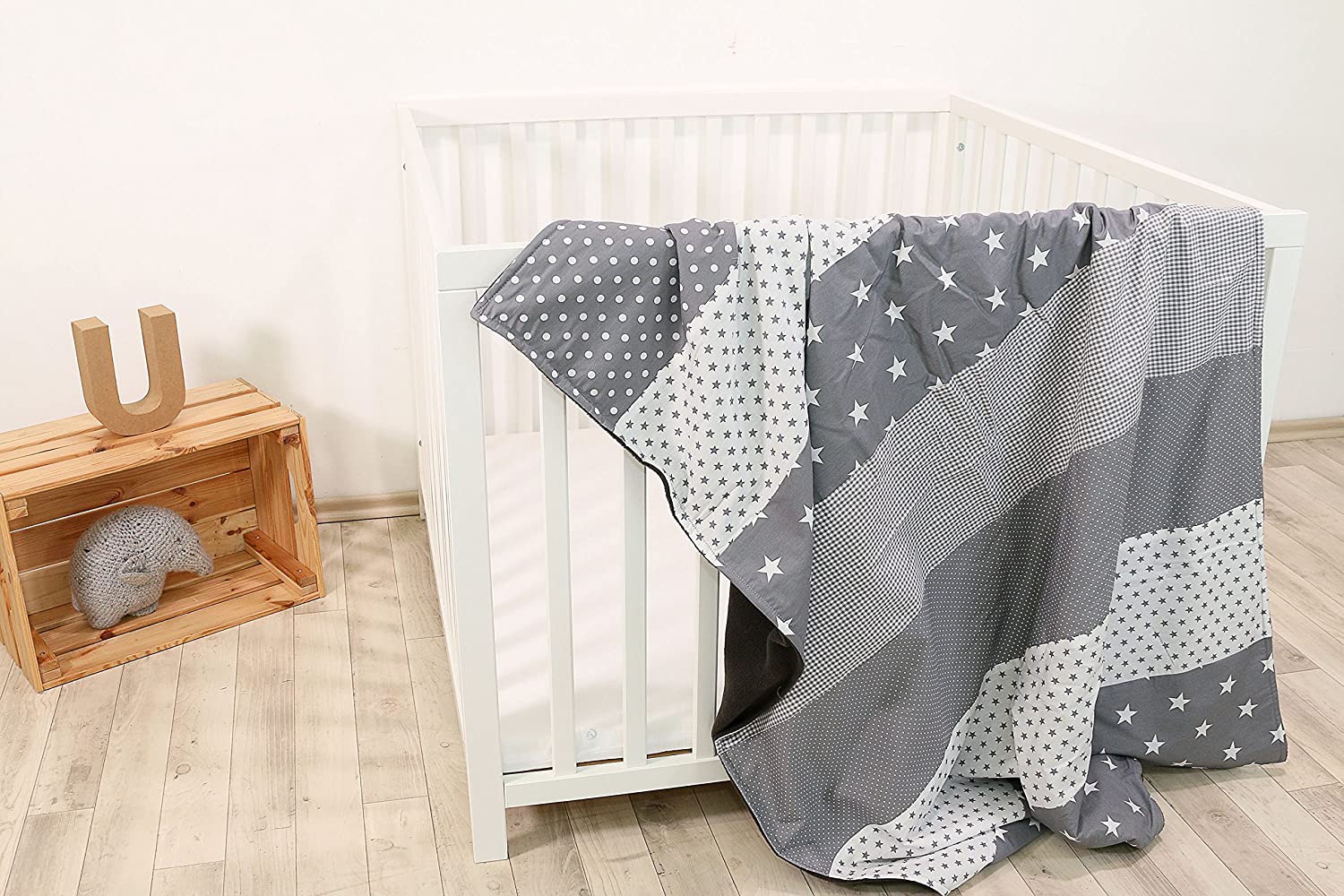 ULLENBOOM® Baby Blanket made of ÖkoTex Cotton and Fleece, Ideal as a Pram Blanket or Play Blanket, 70 x 100 cm & 100 x 140 cm and Made in the EU, Design: Stars, Dots, Patchwork 70 x 100 cm grey stars