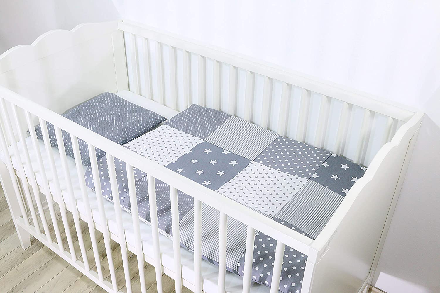 Ullenboom ® Baby Bedding Set - 2 Pieces (Complete): Baby bed linen 80 x 80 cm and pillowcase 35 x 40 cm, baby bed set for the baby bed made from 100% cotton. grey stars