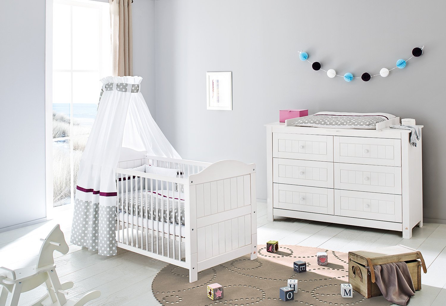 Pinolino 091617X 2-Piece Cot and Extra Wide Changing Table with Changing Unit Solid Spruce 140 x 70 cm White Varnished