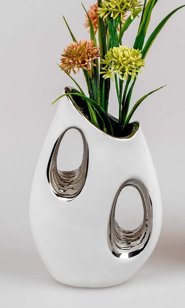 Itrr Vase Mit Löchern, Aus Weiß-Glasierter Keramik, Ca. 15X24Cm