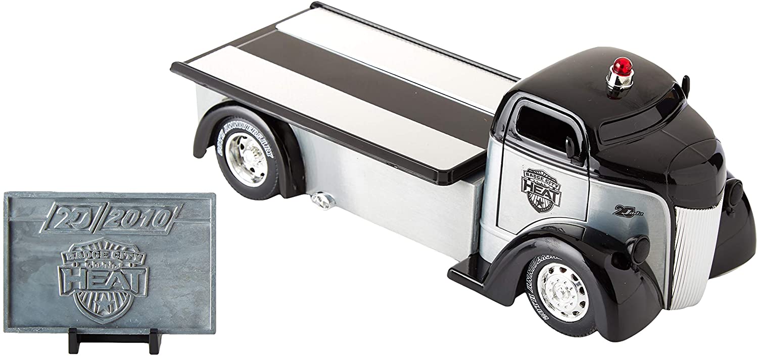 Dickie Toys 253745018 1948 Ford Coe, Wave 5, Die-Cast Vehicle With Freewhee