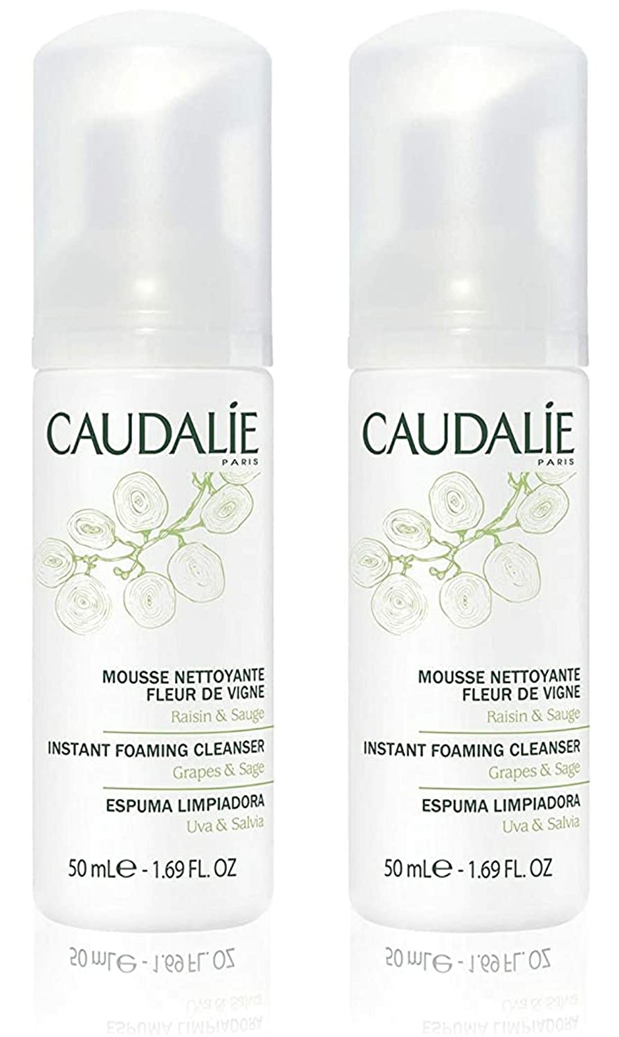 Caudalie Duo-Schaumreiniger (2 x 150 ml), ohne Ihre Haut auszutrocknen oder von Feuchtigkeit zu befreien, sodass Ihr Teint frisch und klar bleibt.