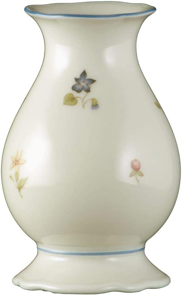Seltmann Weiden Marie Luise 001.301670 Vase Scattered Flowers Pattern