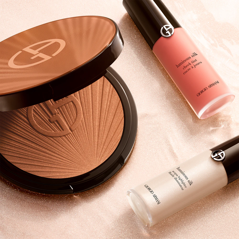 Armani Luminous Silk Creamy Bronzing Powder Bronzer