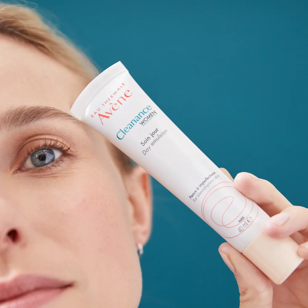 Avène Cleanance daily emulsion for acne skin