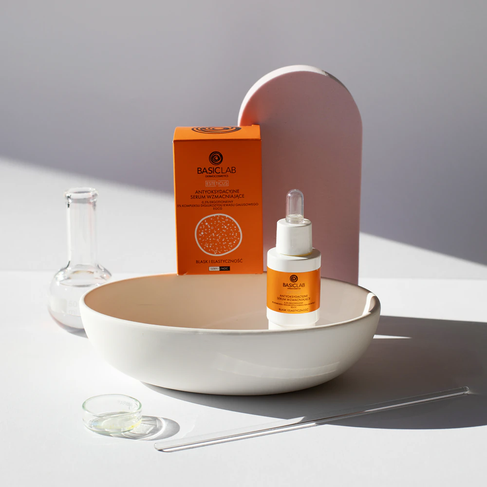 BasicLab Dermocosmetics Esteticus Antioxidant Serum increases skin elasticity