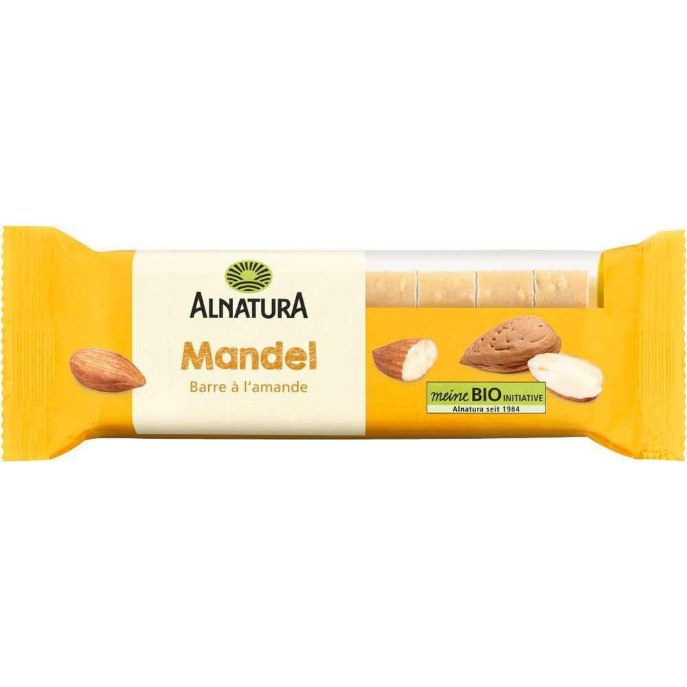Organic fruit slice, almond