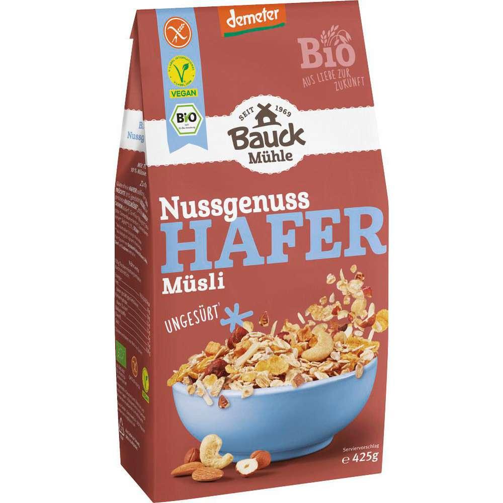 Organic oat muesli, nut delight