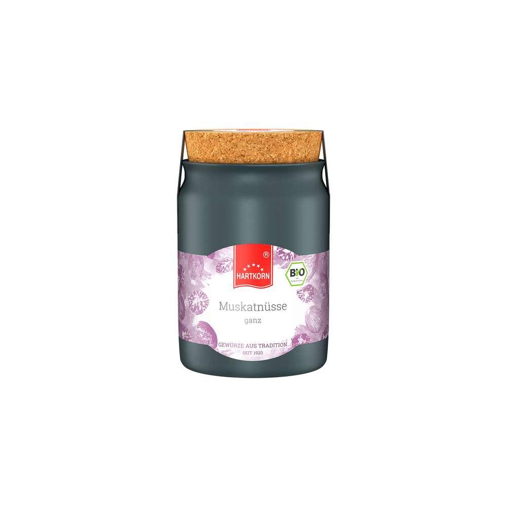 Organic nutmegs, whole