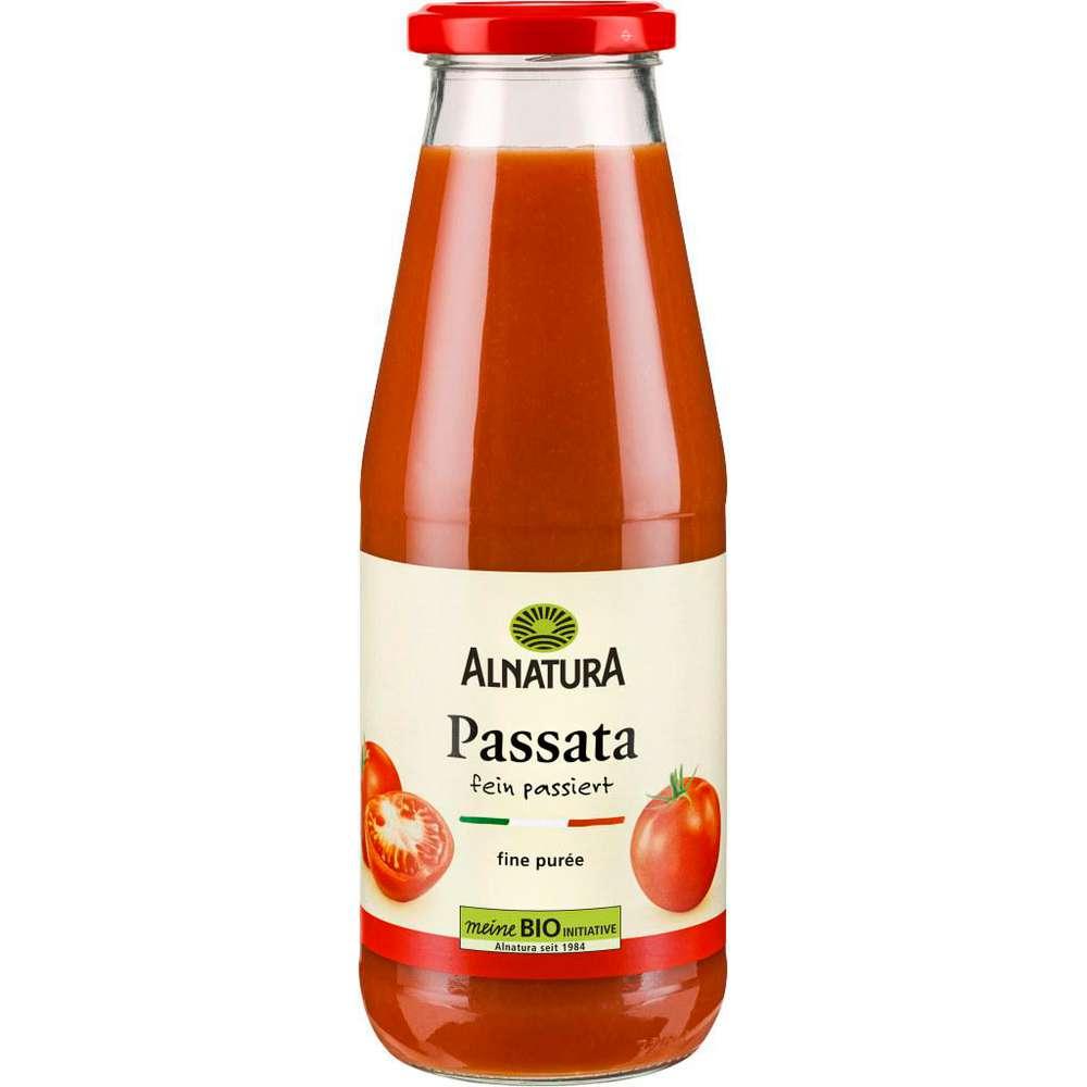 Organic strained tomatoes, passata