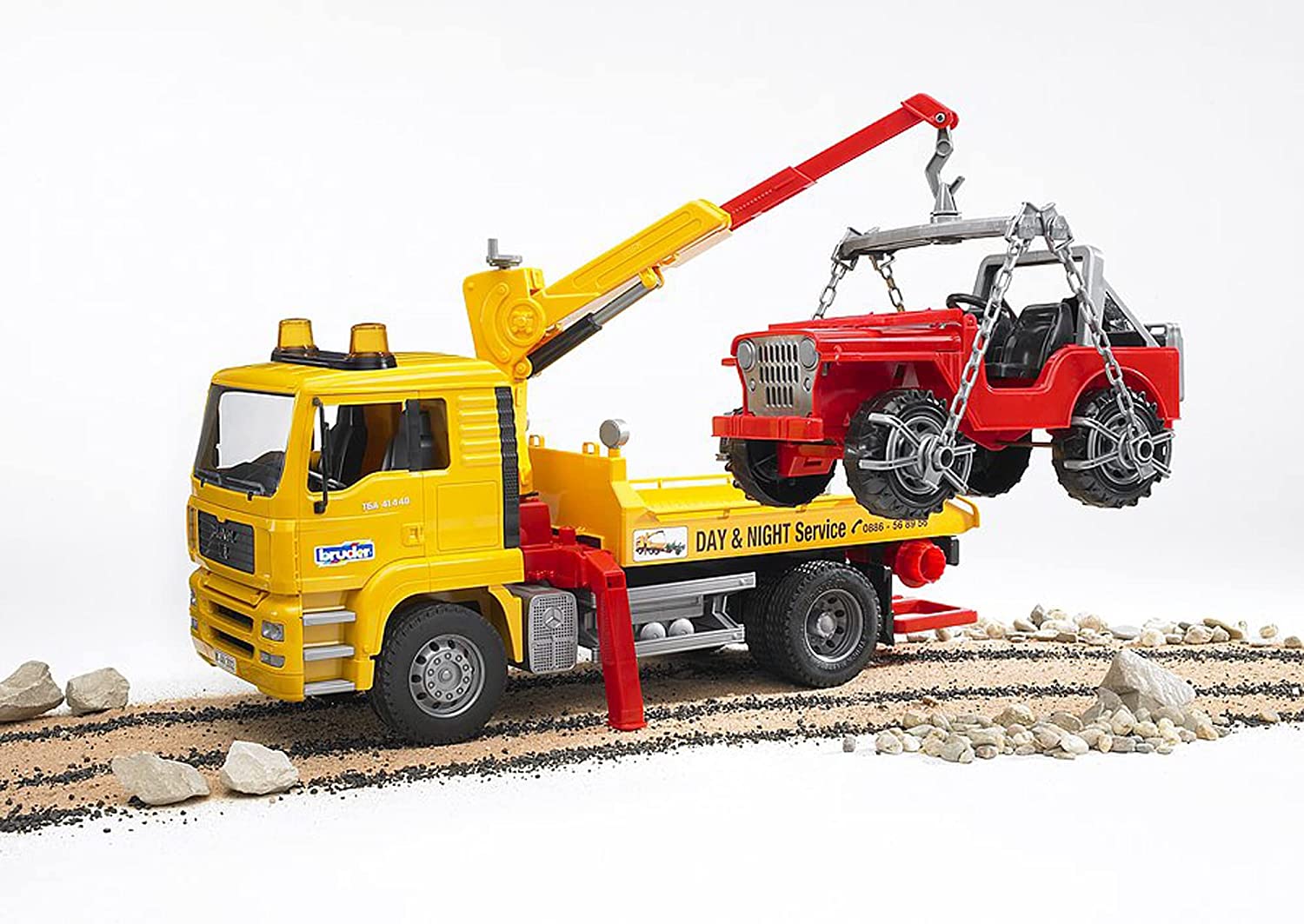 Bruder 2750 Man TGA Breakdowntruck with Cross Country Vehicle