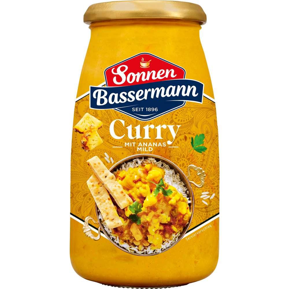 Curry sauce with pineapple