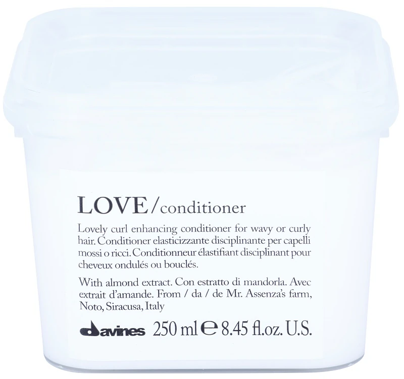 Davines Love Almond Conditioner for wavy hair