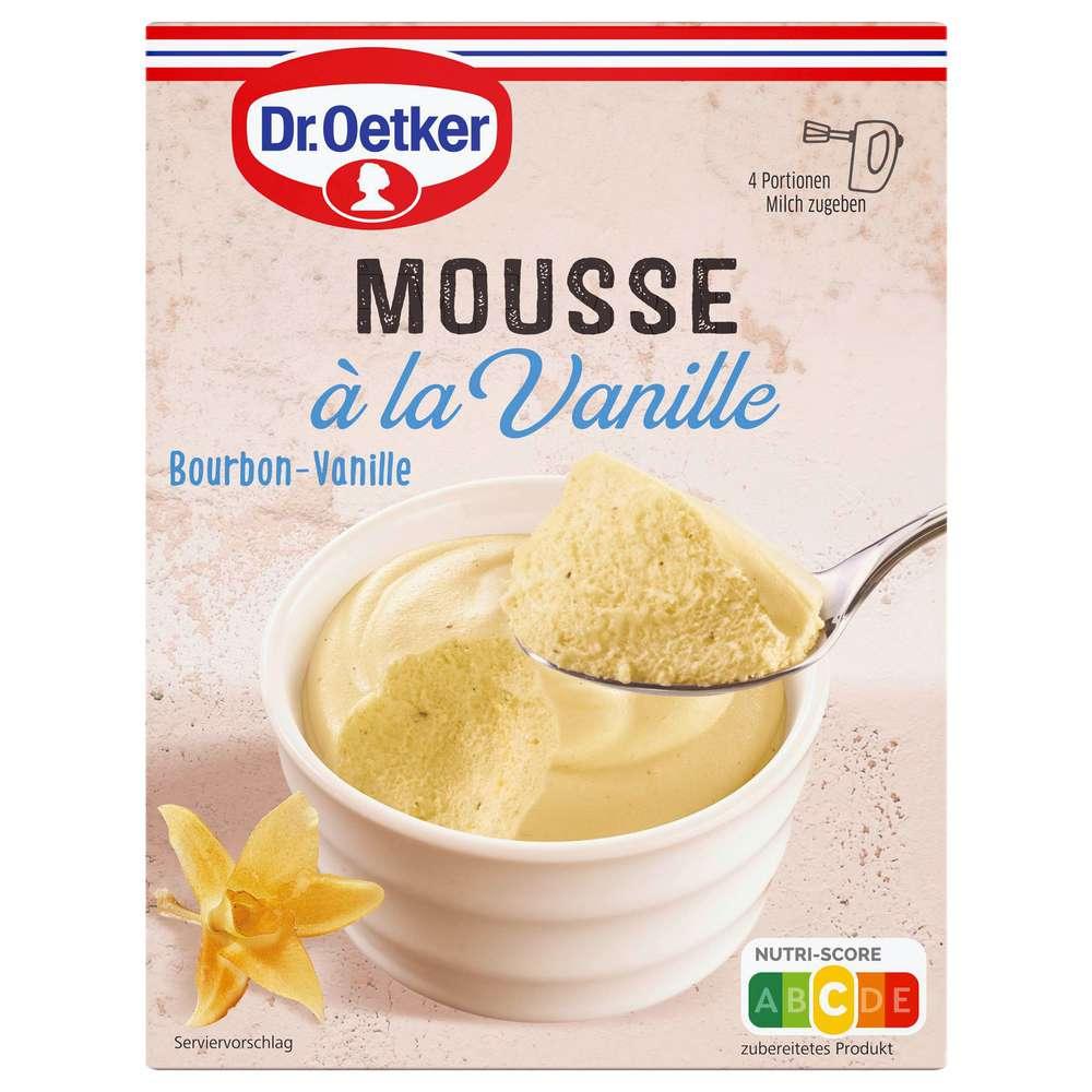 Dessert powder mousse à la vanilla