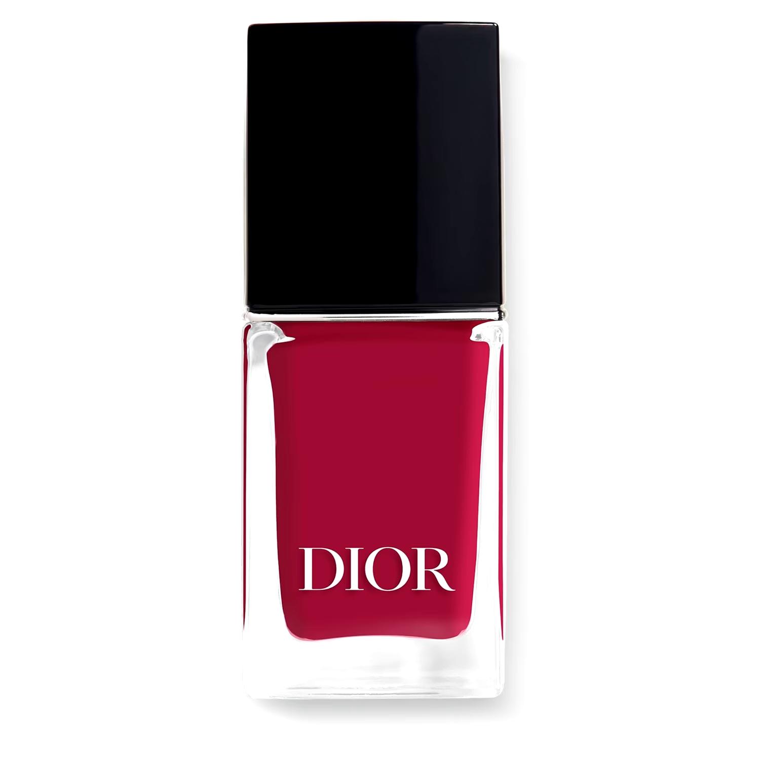 Dior vernis nail polish with gel effect and couture color