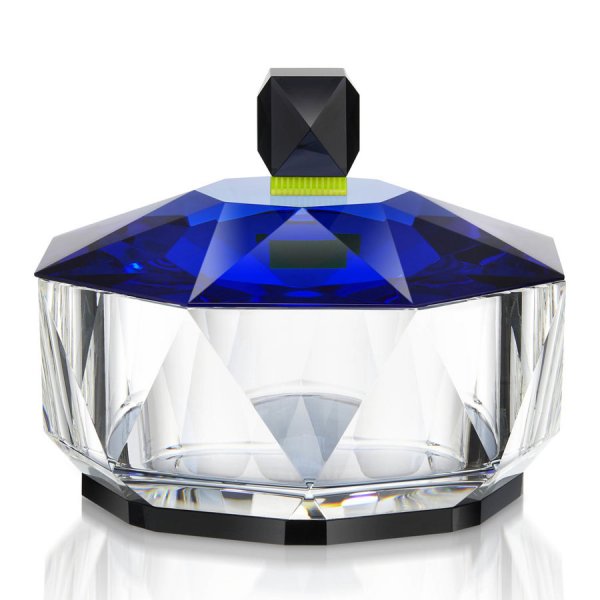 Can Grand New Haven Basin by Reflections Copenhagen