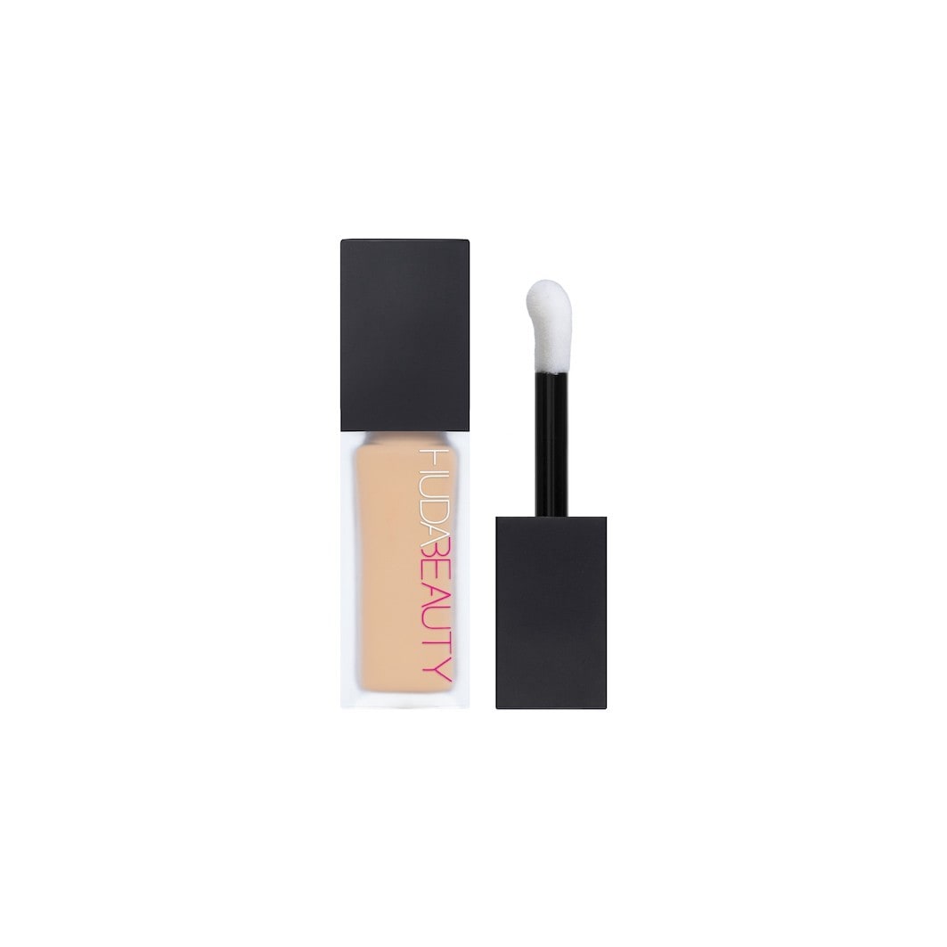 HUDA BEAUTY Faux Filter Concealer, Cotton Candy 2.3
