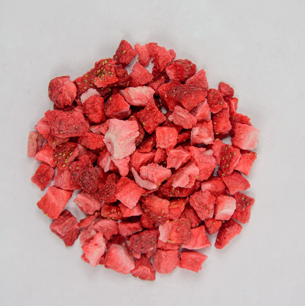 Food-United FREEZE-DRIED STRAWBERRIES Slices 300g
