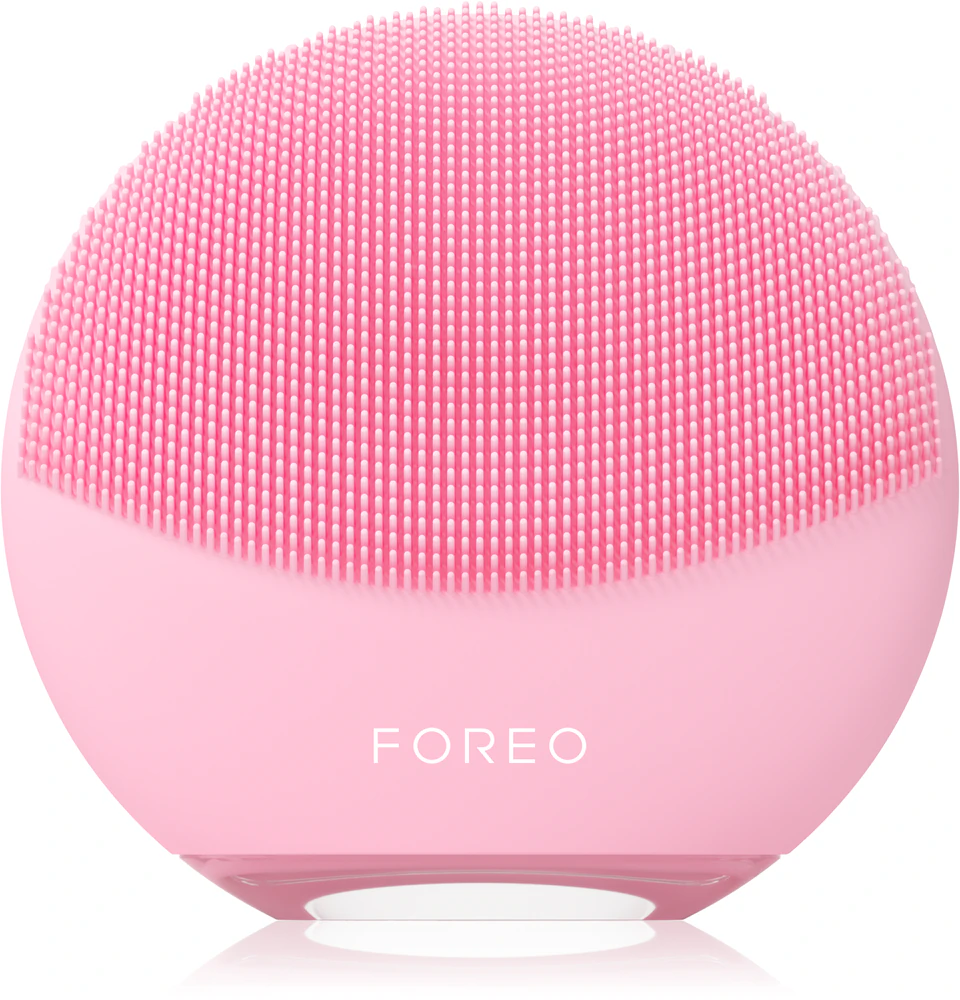 FOREO LUNA™4 Mini facial cleanser