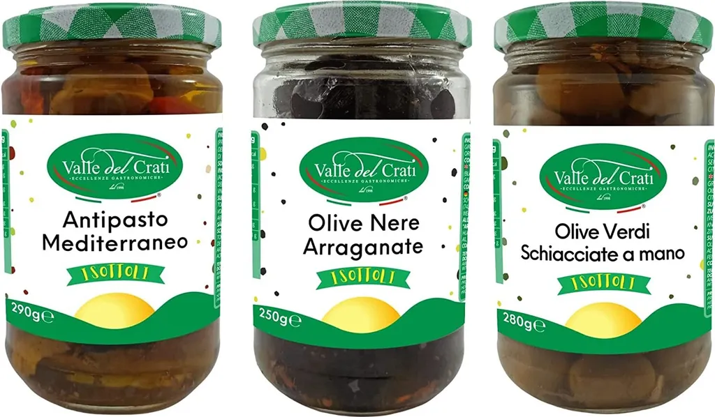 Mixed Mediterranean appetizer | Black and green olives | Sun-dried tomatoes | Chili pepper | Artichokes and mushrooms | 3 jars of 250+