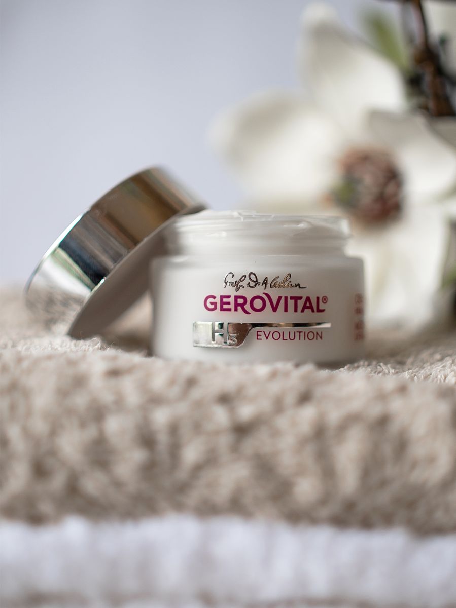 Gerovital Lifting Moisturizing Cream - Tagescreme LSF 10