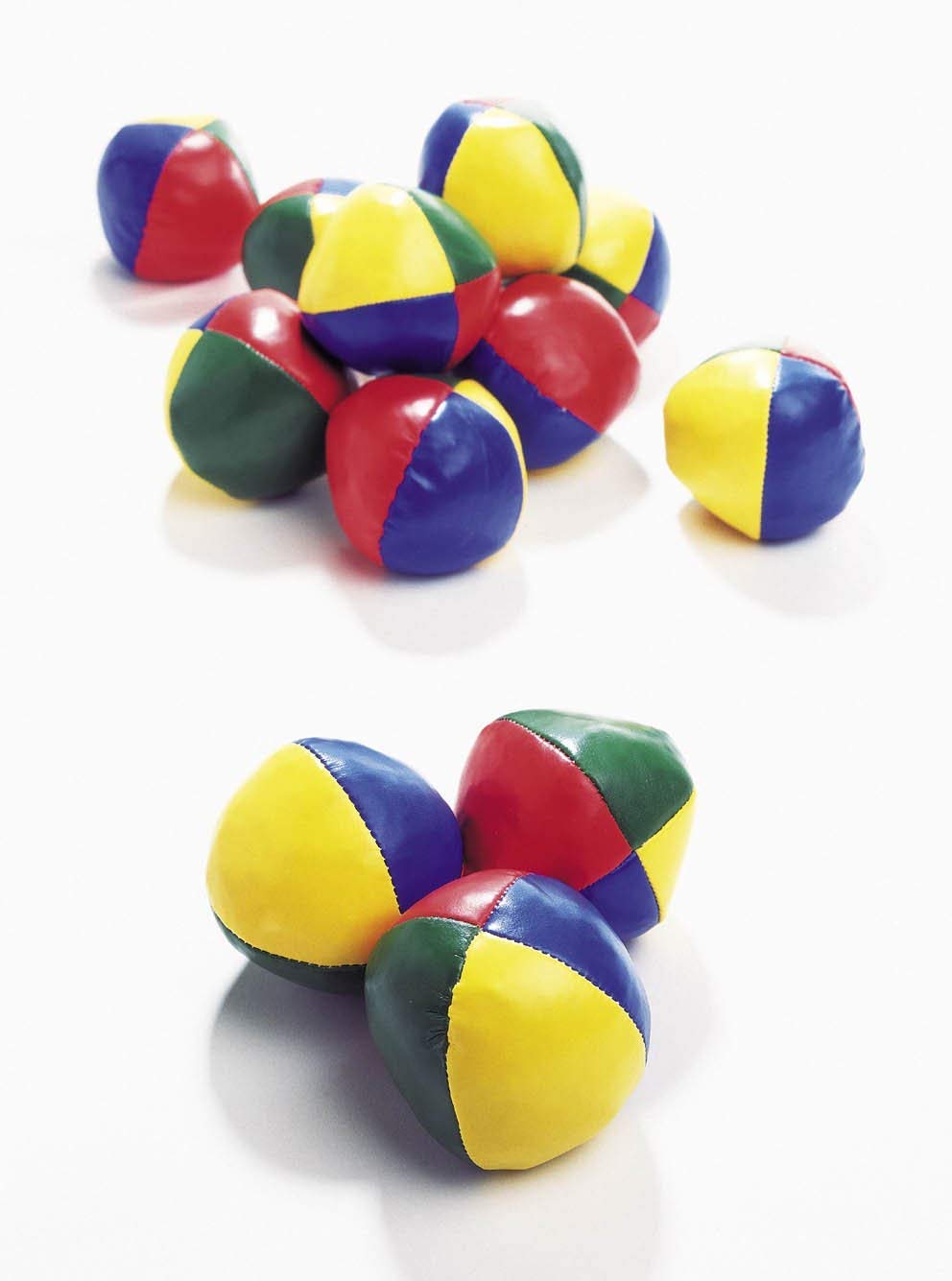 Goki Goll's Nest & Pebble SA 133 Juggling balls 2.4in colourful, Set of 3 Set