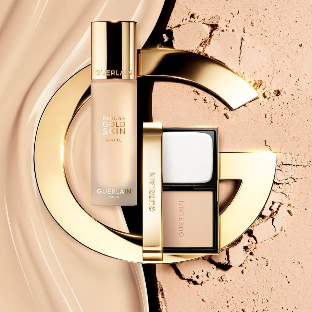 GUERLAIN Parure Gold Skin Control mattifying compact make-up replacement filling