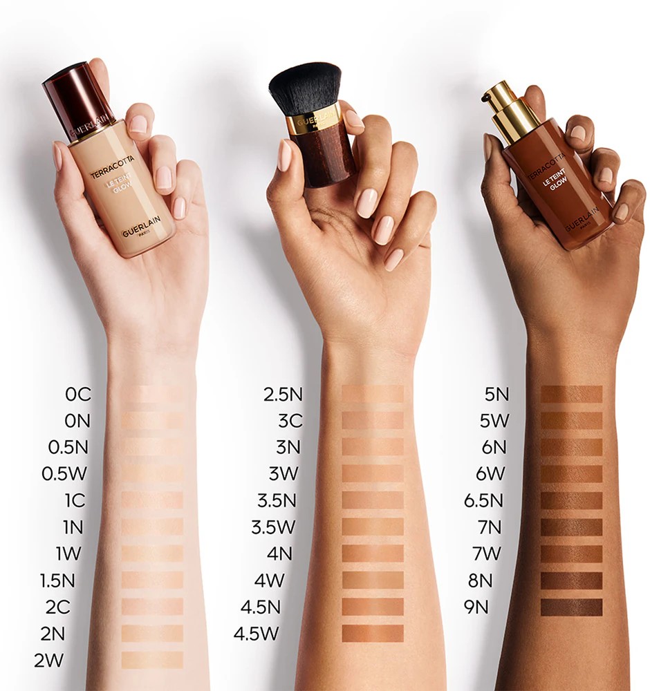 GUERLAIN Terracotta Le Teint Glow the liquid brightening make-up for a natural look