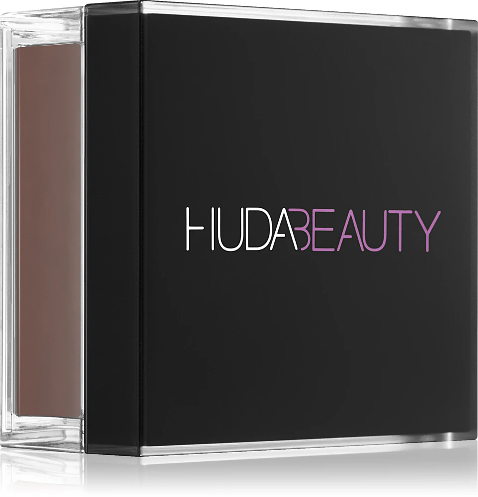 Huda Beauty Easy Bake Loose Baking & Setting Powder loose setting powder