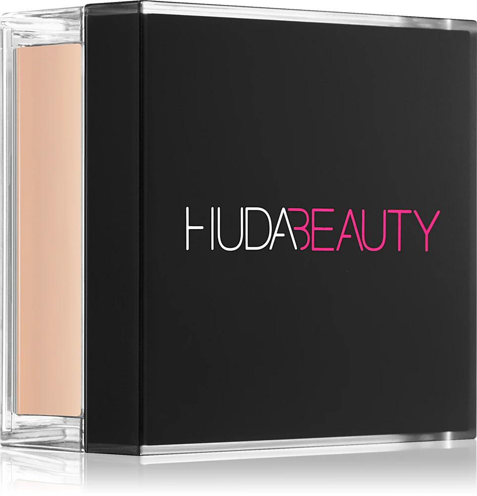 Huda Beauty Easy Bake Loose Powder loose powder