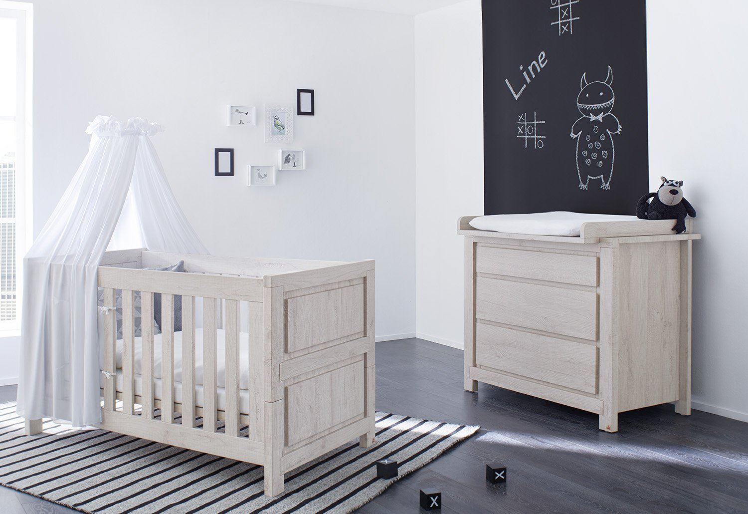 Pinolino 090063B 2 Pieces Cot and Changing Table with Nappy Changing Table Made of MDF Oak, 140 x 70 cm Grey
