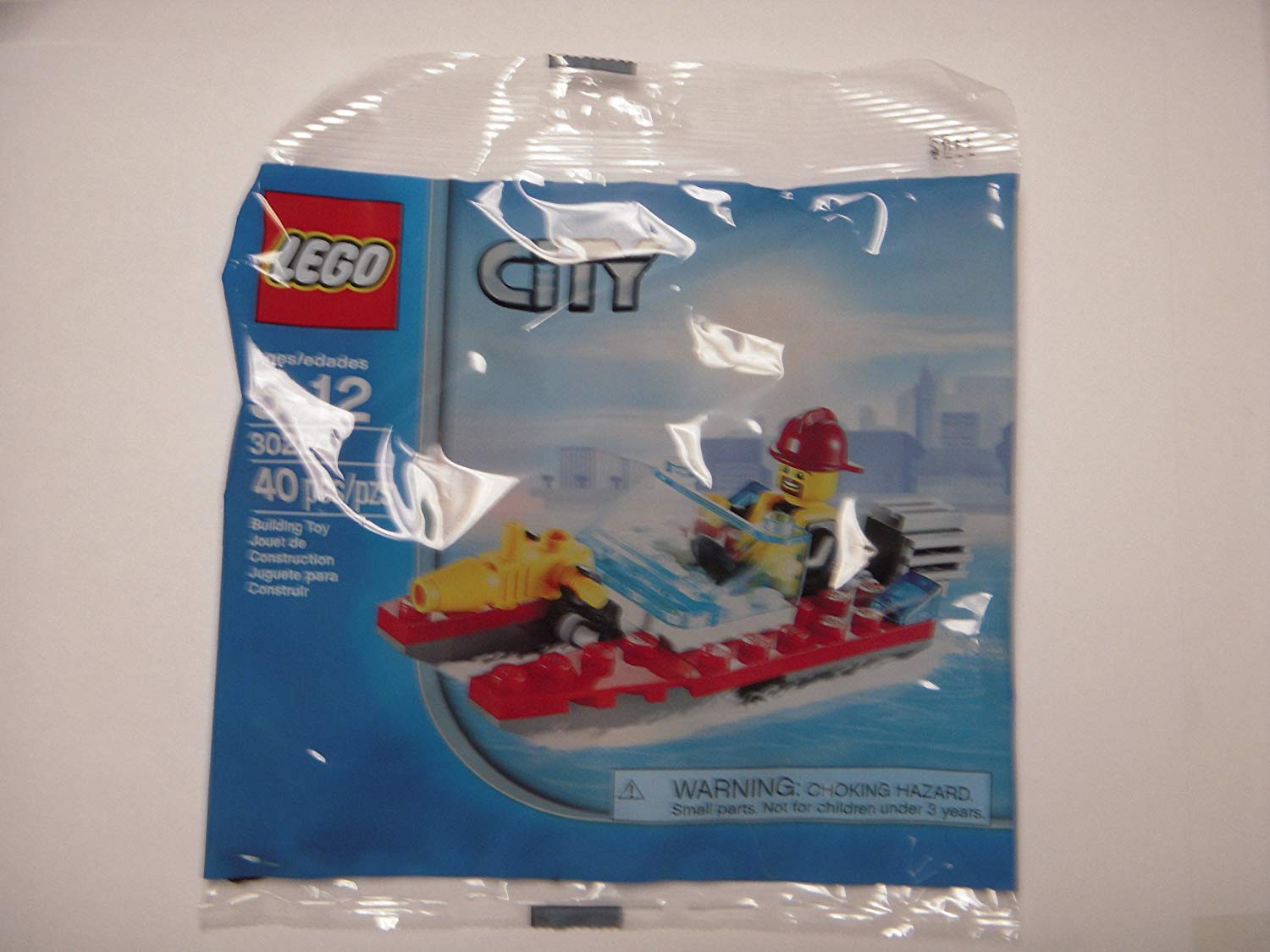 Lego 30220 Firefighter With 40 Teilges Boat Playset