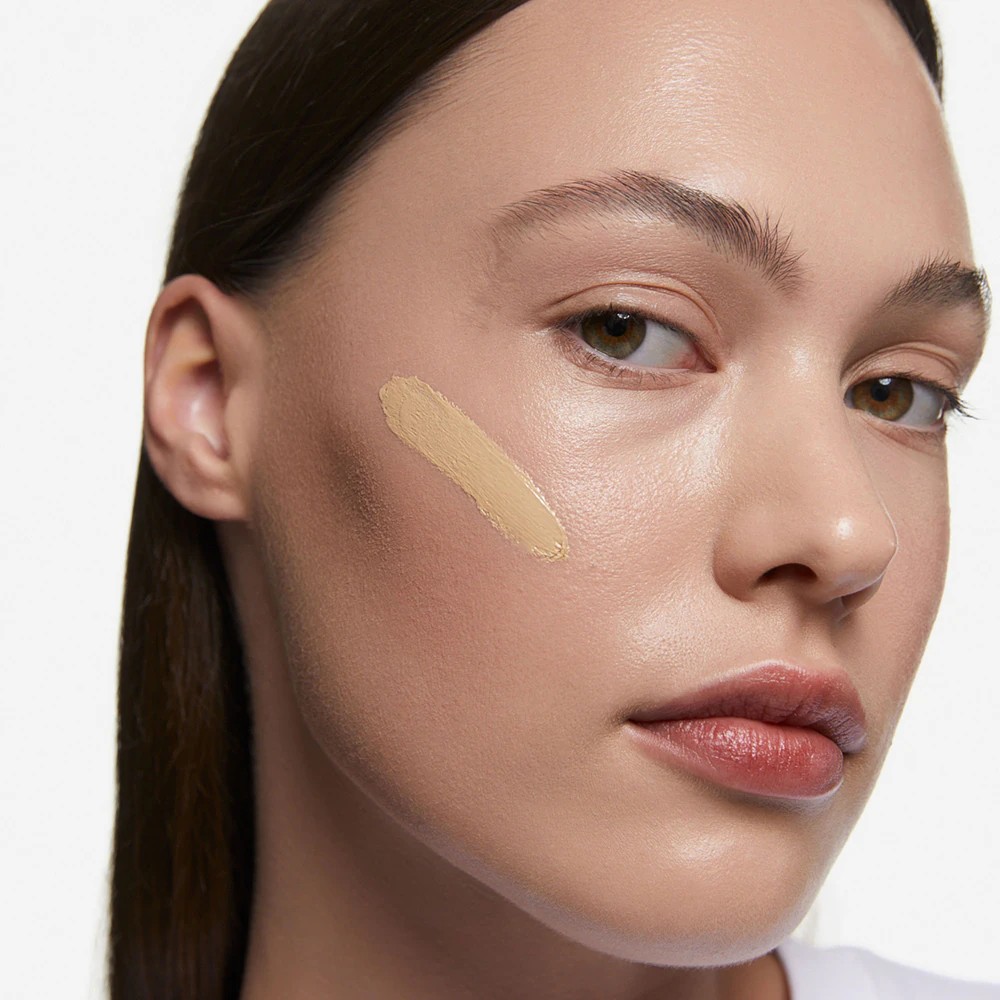Inglot Skin Focused Care Face Foundation SPF 50 covering make-up SPF 50