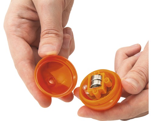 Catit Senses 2.0 Fireball cat toy with replaceable batteries