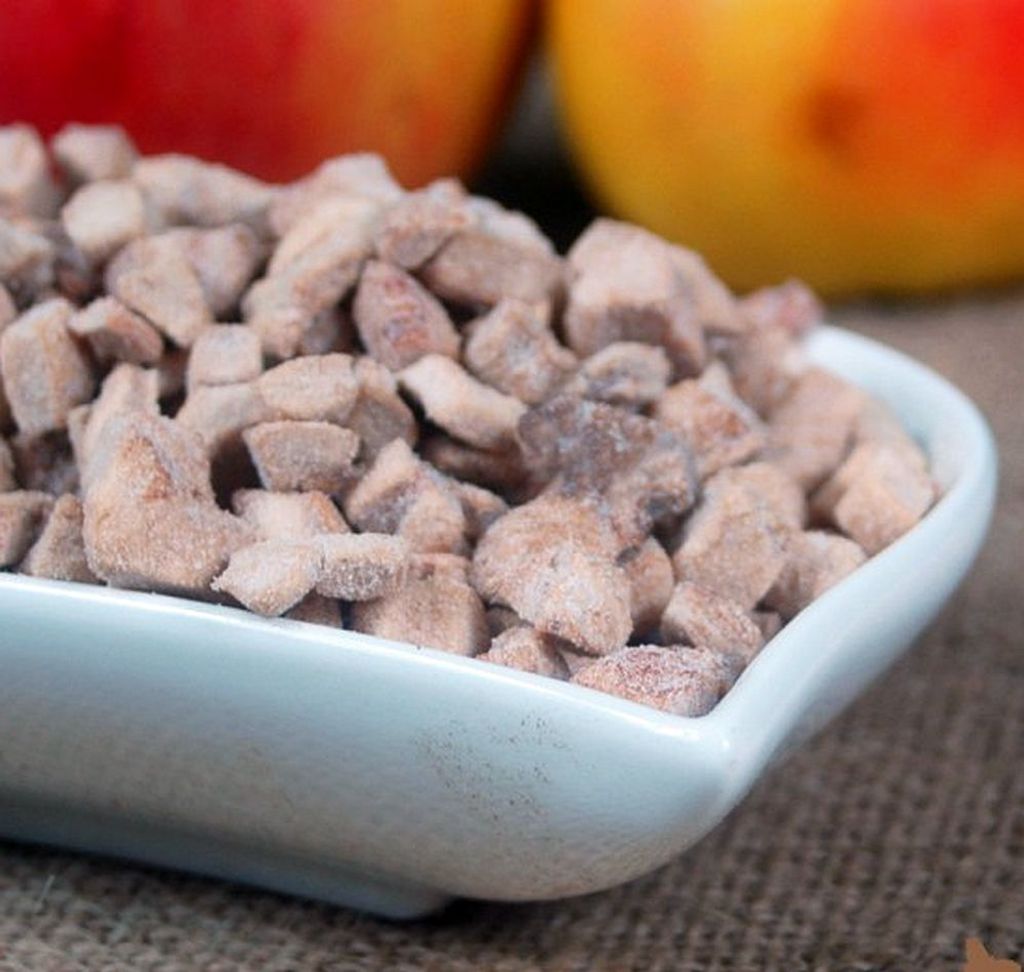 Krauterino24 - Apple pieces 5x5 mm from whole rings, dried apple rings, apple pieces | Quantity: 250g