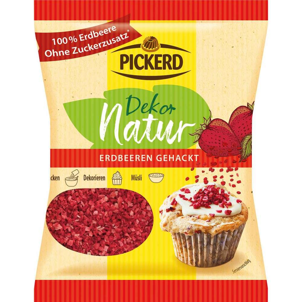Cake decoration natural strawberries chopped