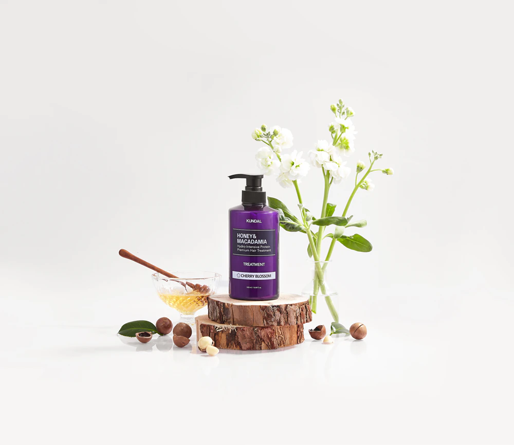 KUNDAL Honey & Macadamia Baby Powder intensive, moisturizing care for dry and damaged hair