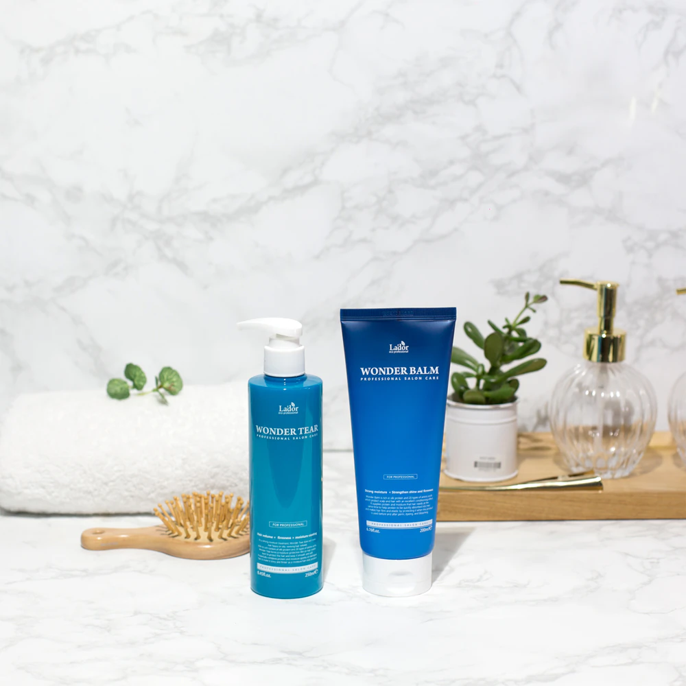 Lador Wonder Tear intensive, moisturizing care for damaged and brittle hair