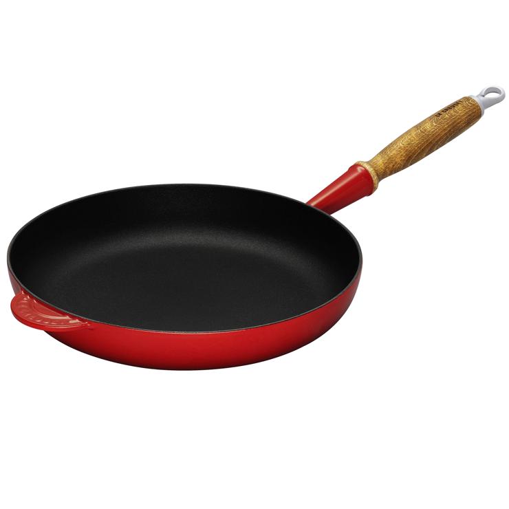 Le Creuset Pan With Wooden Handle 28Cm