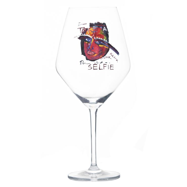 Love Me Wineglass