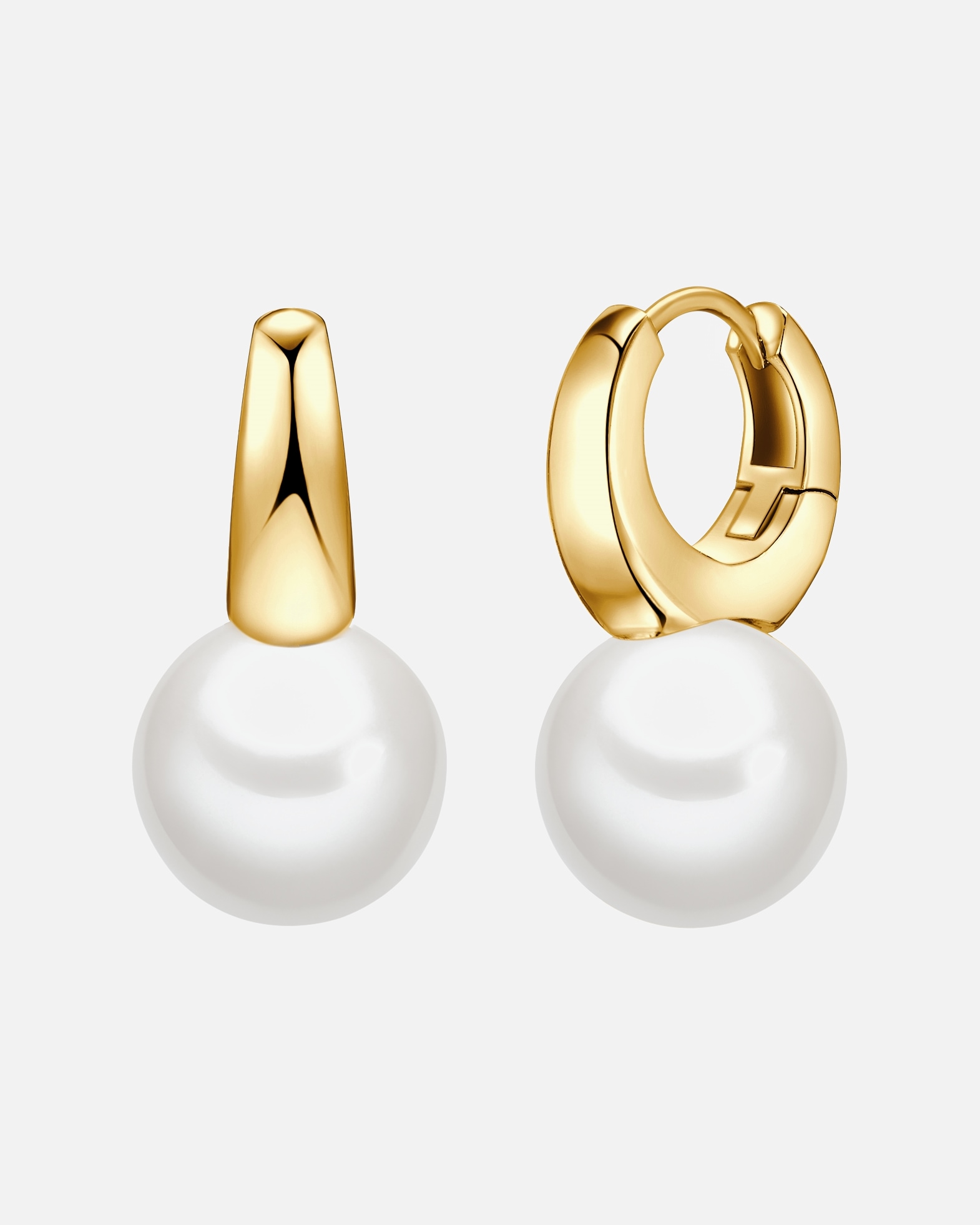 Lulu & Jane earring pearl hoop earrings made of brass in yellow gold with shell pearl