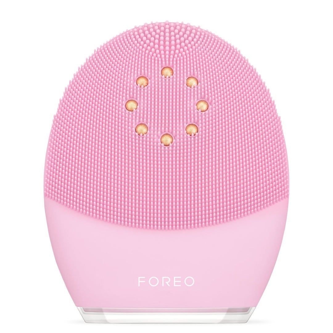 FOREO LUNA™ 3 plus normal skin thermo-facial cleansing device with microcurrent