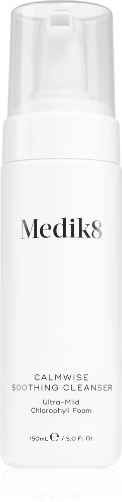 Medik8 Calmwise Soothing Cleanser gentle cleansing foam