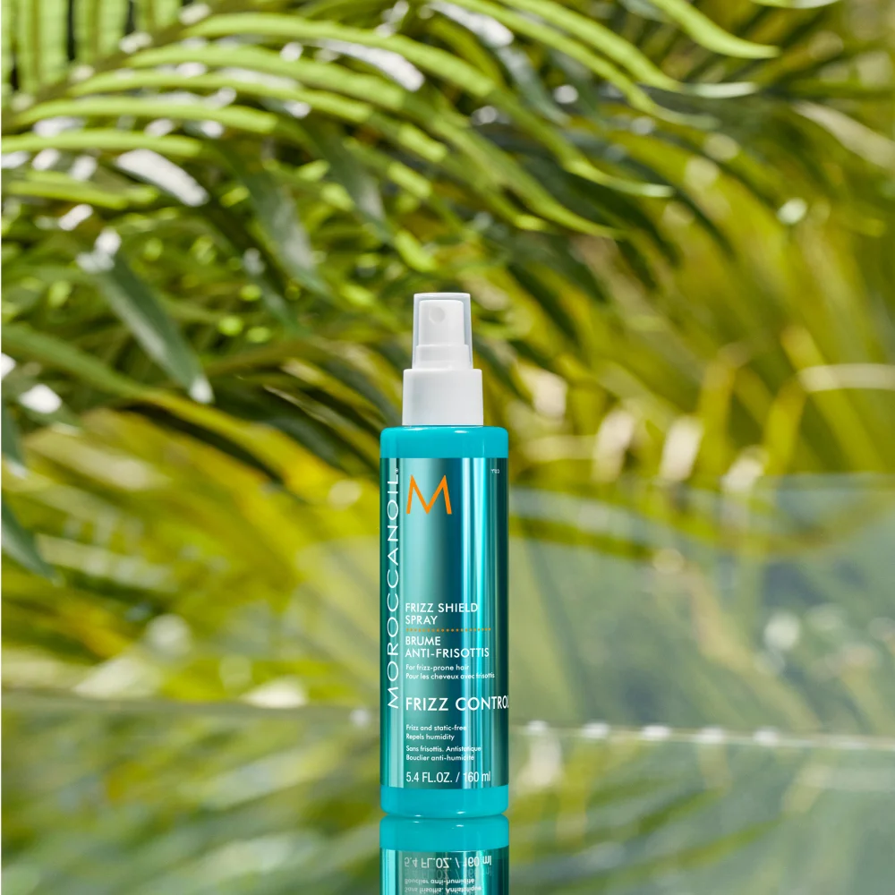 Moroccanoil Frizz Control Frizz Shield Spray styling spray against damaged hair