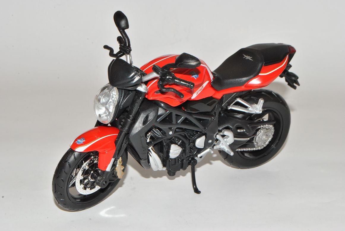 Mv Agusta Brutale 1090 R Red Black 1/18 Bburago Model Motorcycle