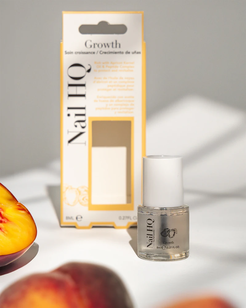 Nail HQ Essentials Growth Varnish to promote nail growth