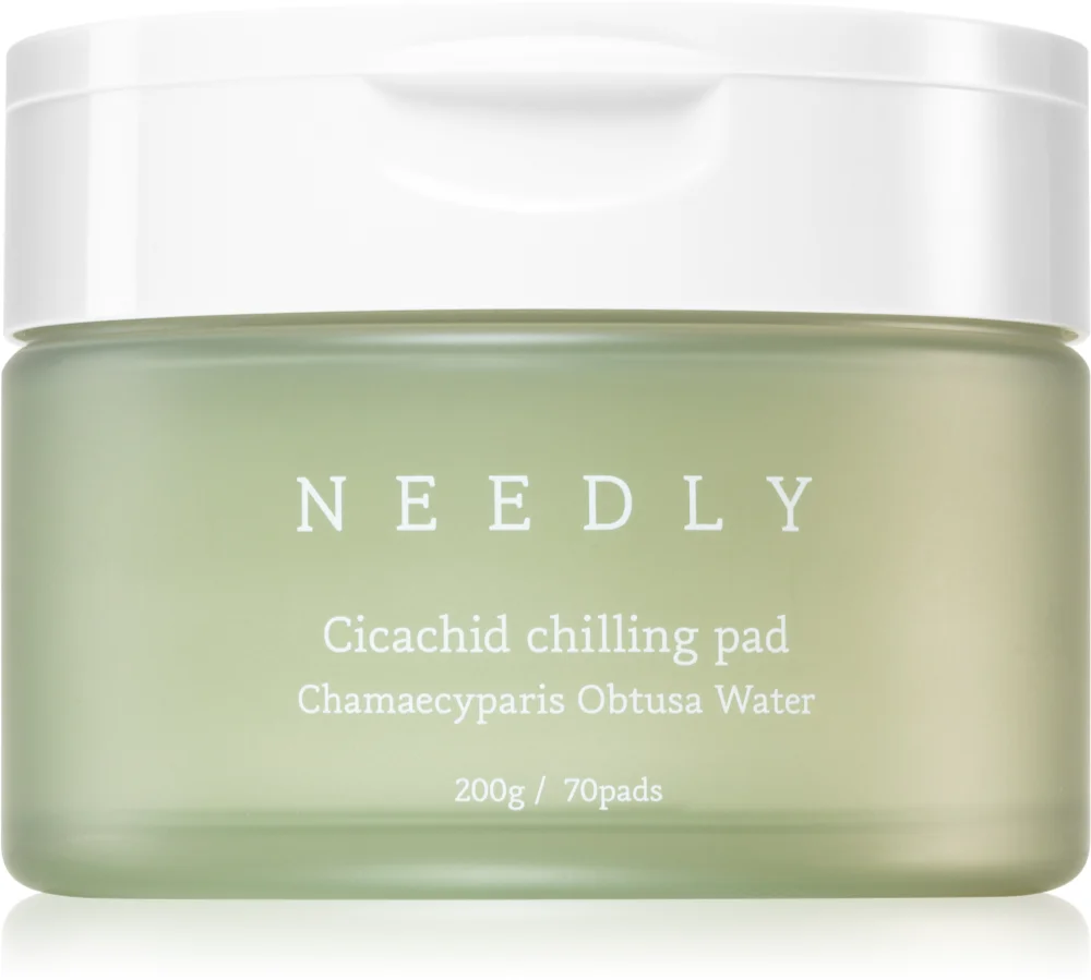 NEEDLY Cicachid Chilling Pad Exfoliating pads for the face with a calming effect