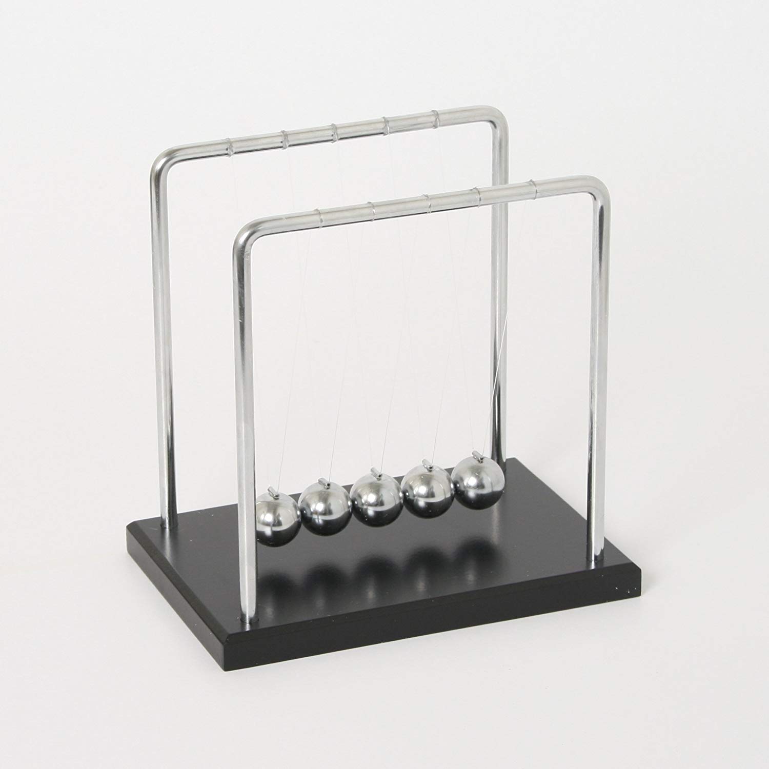 Newtons Cradle With Base, 18 Cm 199